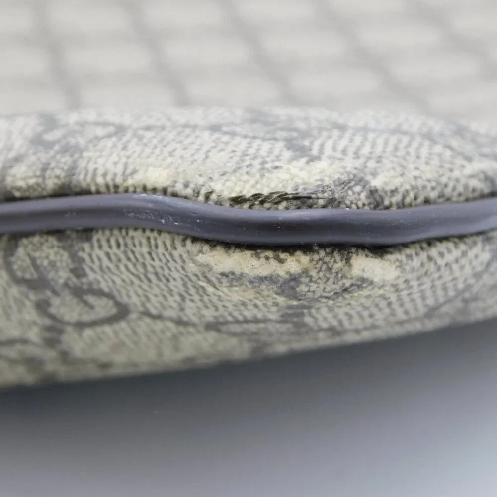 Gucci GG Supreme Coated Canvas Flat Messenger Bag | Beige Ebony | Fair Condition - Picture 13 of 16